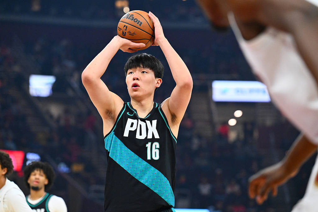 开拓者明日战鹈鹕 杨瀚森因面部挫伤出战成疑